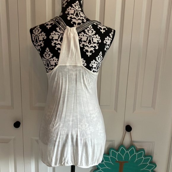 Super fun cream w/ grey pattern with grey beads and race back w/ beaded straps - Picture 6 of 15